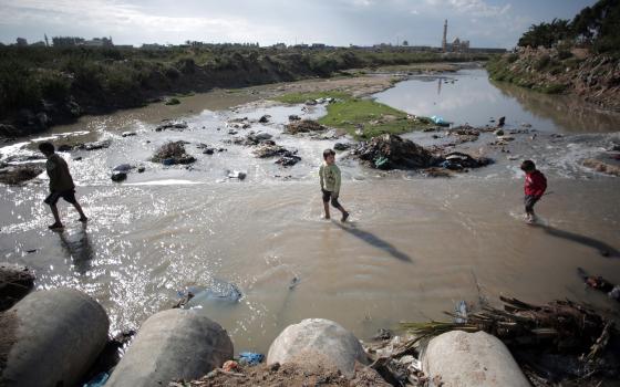 حركة المقاطعة تدين منع إدخال المواد المستخدمة في معالجة مياه غزة  