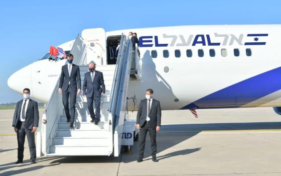 نشرة أخبار” مقاطعة”