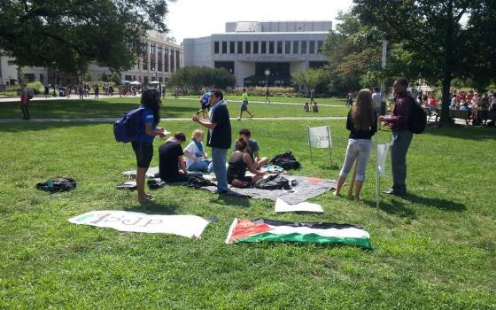 الحملة الفلسطينية تدين أمراً تنفيذياً يحارب الأنشطة الفلسطينية في الجامعات الأميركية