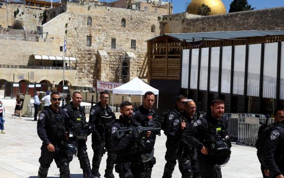 250 شبكة ومنظمة تدين اعتداءات الاحتلال في الأقصى