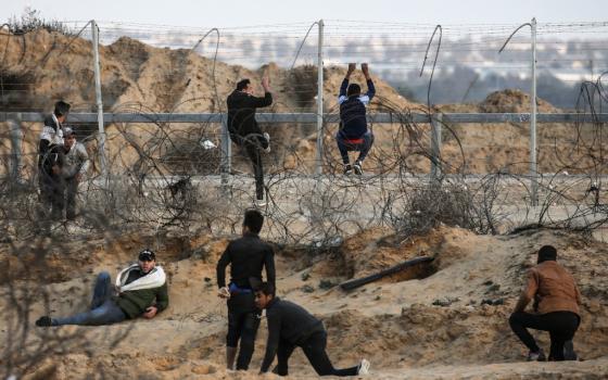 جمعية التضامن الفرنسي الفلسطيني تدين استمرار الحصار على قطاع غزة