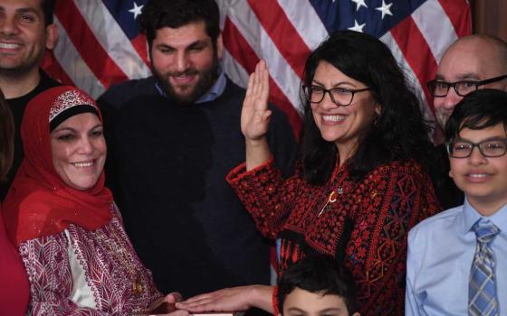 رشيدة طليب تفوز بالانتخابات التمهيدية في ميشيغان رغم الهجوم الإسرائيلي  