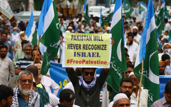 باكستان تنفي قيام أي مسؤول فيها بزيارة الأراضي المحتلة