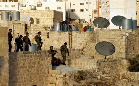 حركة التضامن الدولية تدين الاعتداءت الإسرائيلية على المدنيين في الخليل