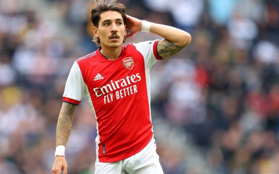 لاعب إسباني: عدم الاهتمام بالصراعات الأخرى أمر عنصري