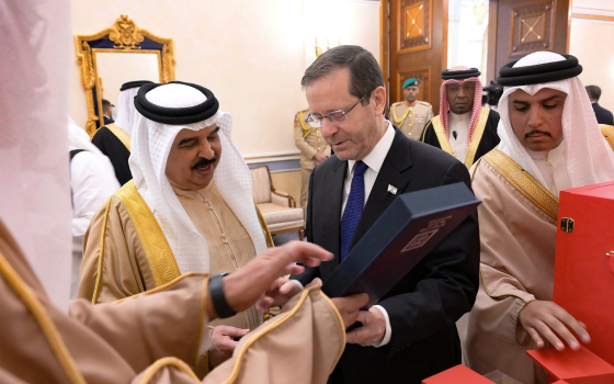 تطبيع بحريني متسارع مع الاحتلال خلال 2022 ?