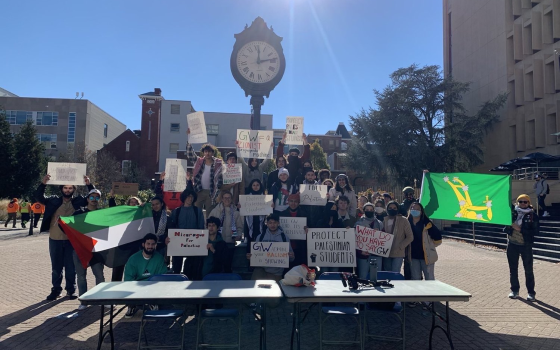 قضية ضد جامعة جورج واشنطن بتهمة التحيّز ضدّ الفلسطينيين ??