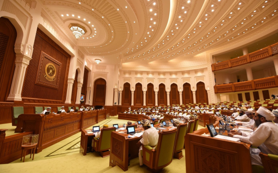 الاحتلال يلتزم الصمت حيال مقترح برلماني عماني بتوسيع المقاطعة ?