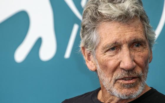 أنباء عن إلغاء حفل لروجر ووترز في ألمانيا بسبب دعمه لفلسطين