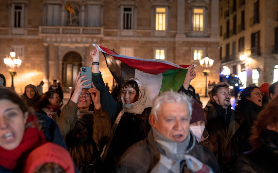 "مكافحة التشهير" تضغط على مدينة برشلونة لاستمرار التوأمة مع تل أبيب ??