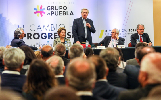 مطالبات لبرلمانات لاتينية بالانضمام إلى مناهضة الفصل العنصري