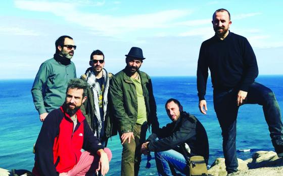 باريس.. حركة المقاطعة تدعم مطالبات الفنانين بإنهاء حصار غزة