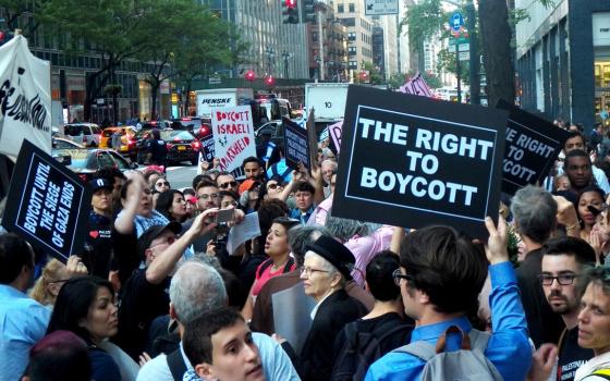 الولايات المتحدة.. حركة المقاطعة تحذر من توسيع الهجوم على الحريات  