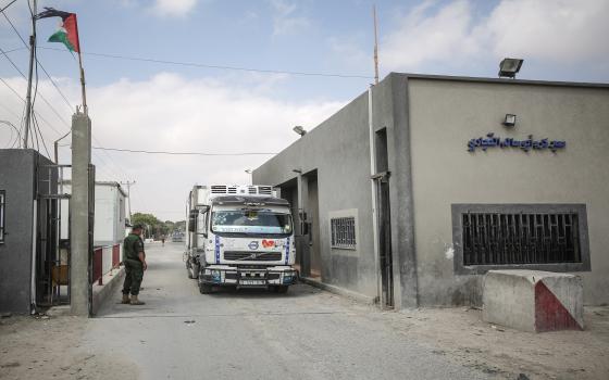 الحملة الفلسطينية ترحب بمطالبة فنانين عالميين برفع الحصار عن غزة