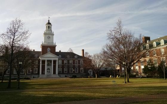 جامعة "جونز هوبكنز" الأميركية تعاقب الطلاب المتضامنين مع فلسطين