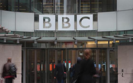حملة أيرلندية تستنكر تغاضي BBC عن جرائم الاحتلال الإسرائيلي  