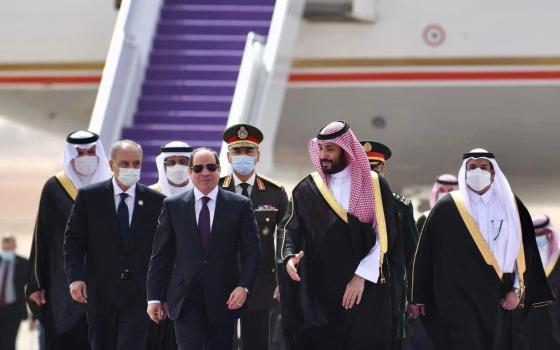 الاحتلال يدرس الموافقة على طلب سعودي حول تيران وصنافير