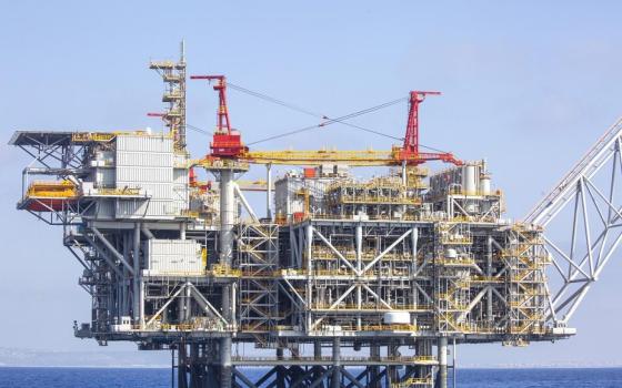 تقرير إسرائيلي يكشف عن دور خفي لقطر في الاتفاق البحري مع لبنان