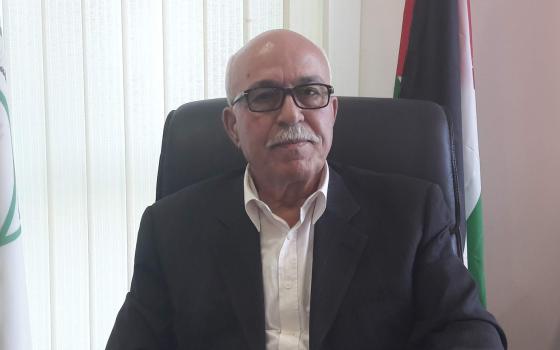 صالح رأفت يطالب البحرين بالتراجع عن استضافة المؤتمر الاقتصادي