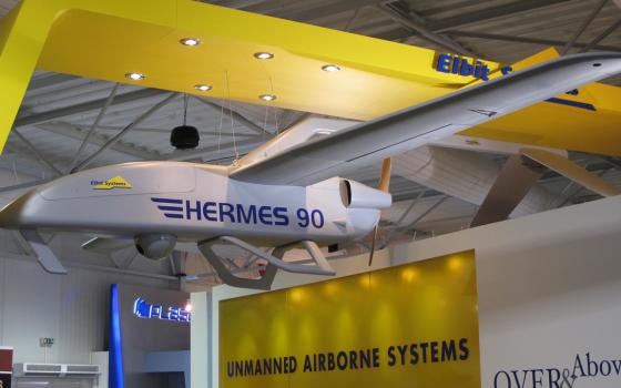 أيرلندا.. عريضة تطالب الاتحاد الأوروبي بإنهاء استخدام الطائرات الإسرائيلية  