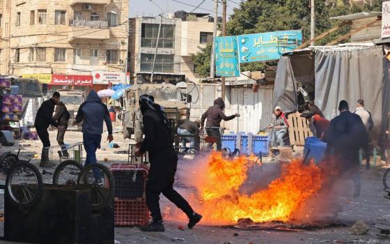 مجزرة في نابلس.. 10 شهداء ومئات الجرحى حصيلة أولية للعدوان ?