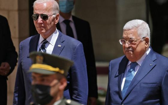 الرئيس عباس: أمد يدي لـ "إسرائيل" لتحقيق "سلام الشجعان"