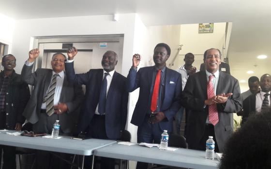 الجبهة الثورية السودانية ترحب بقرار الإزالة من قائمة الارهاب وتطبيع العلاقات مع الاحتلال