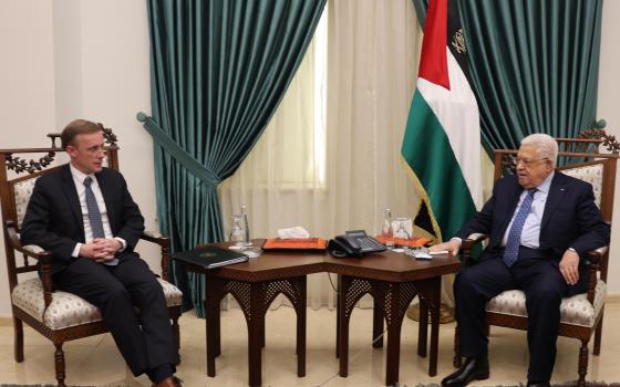 الرئيس الفلسطيني: يجب وقف الإجراءات الإسرائيلية أحادية الجانب ?