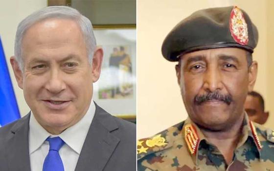 تطبيع مجاني وغبي  