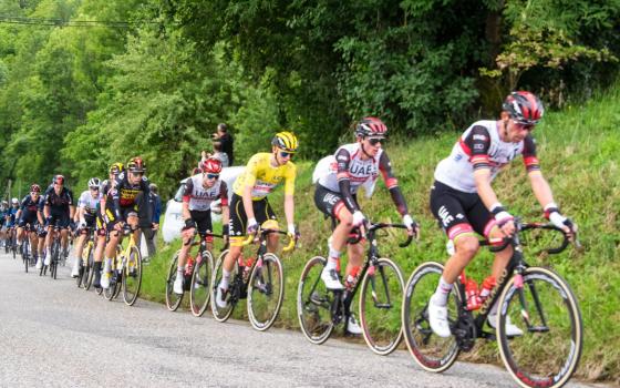 فرنسا.. مطالبات لمنظّمي سباق الدراجات باستبعاد فريق إسرائيلي