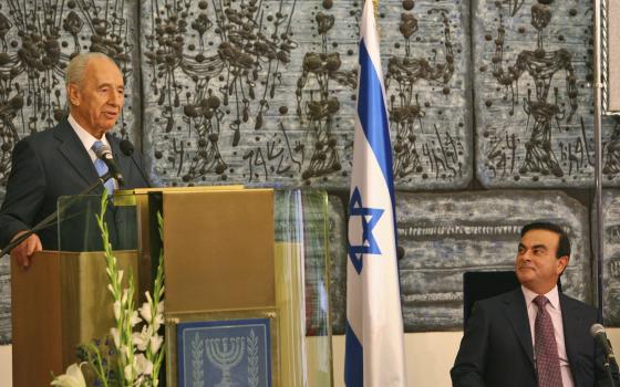 بيروت.. حملة المقاطعة تدعو للعمل ضد رجل الاعمال كارلوس غصن