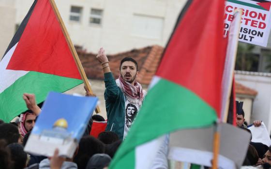 steptodown.com747351