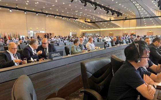 وفد-إسرائيلي-يجري-أول-زيارة-علنية-إلى-السعودية