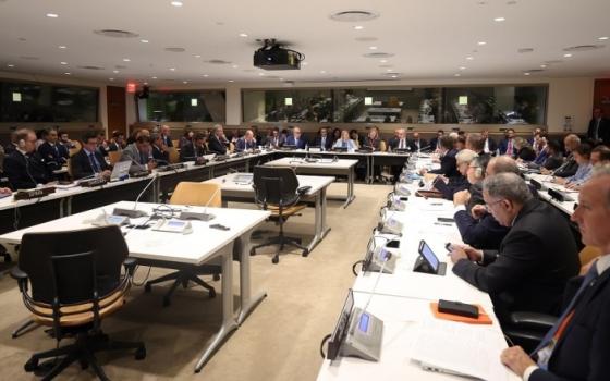 b14i9565-7d325dad-93e6-4176-b125-7b1abf14f975-1695929750