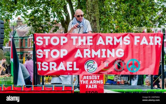 stop-arming-israel-demonstration-the-worlds-largest-arms-fair-defence-and-security-equipment-international-dsei-returns-to-newham-london-uk-2GKFM6G