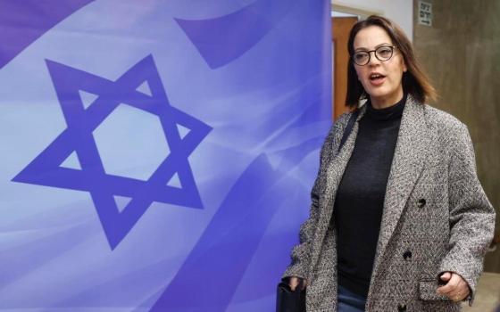 BJtOQI4x3_0_0_1600_1067_0_x-large