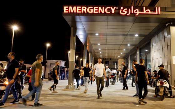 reuters_com_2023_newsml_RC2VB3AFZ3UY