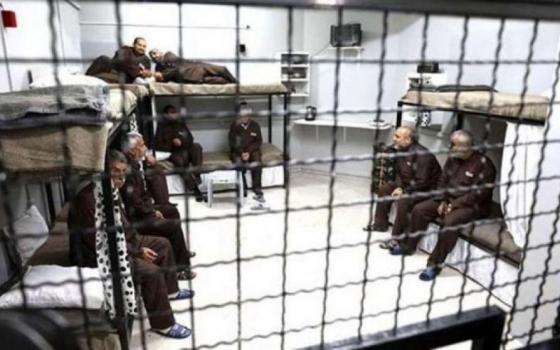 12182401010038802750140460327365-1641986806