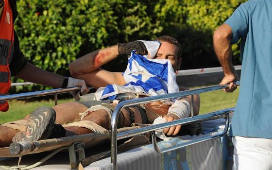 5267289171477779255_121  