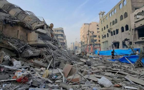 5841399794986237008_121  