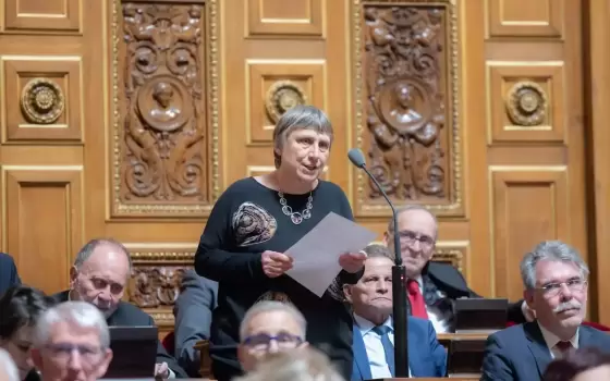 Veridik-Reforme-des-retraites-La-senatrice-NUPESEELV-Raymonde-Poncet-Monge-fait-preuve-de-combativite-1