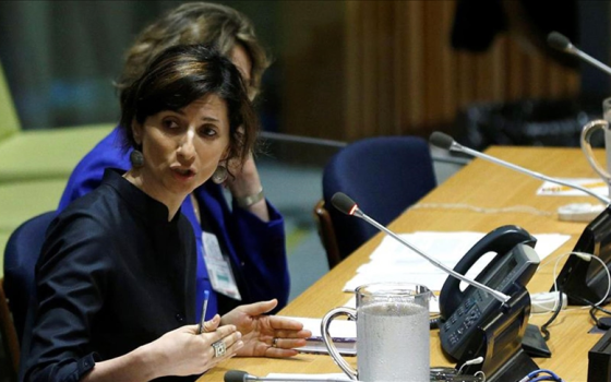 صورة للمقررة الأممية "فرانشيسكا ألبانيز"  