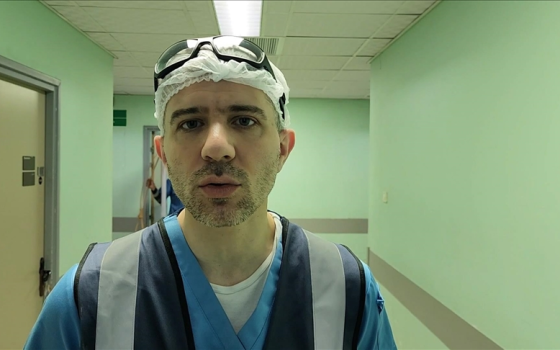 صورة الطبيب البريطاني، باسل بدير