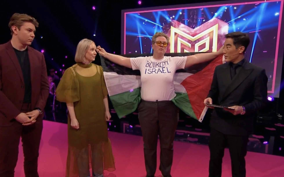 من مكان الحدث