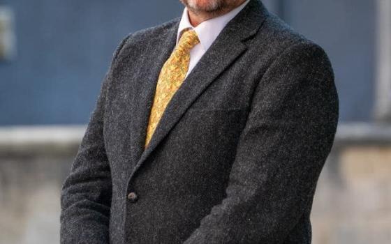 ديفيد ميلر- كاتب بريطاني  