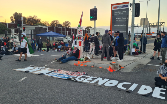 من مكان الحدث  