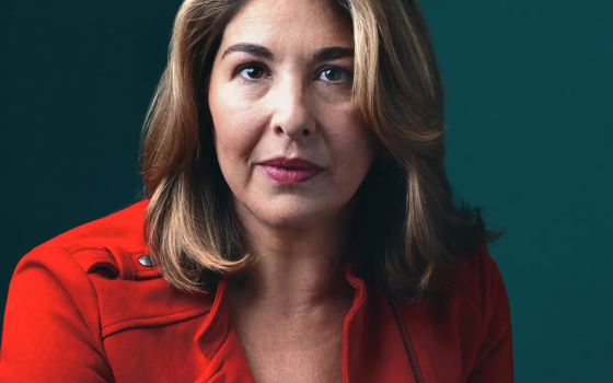 صورة الكندية اليهودية نعومي كلاين