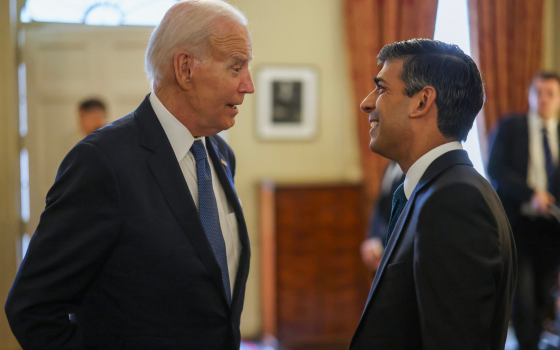 الرئيس الأمريكي بايدن برفقة ريشي سوناك