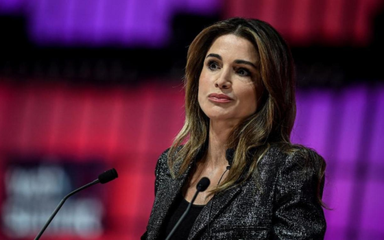 صورة الملكة رانيا