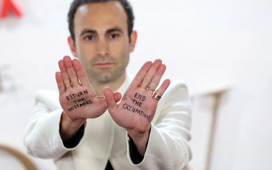 صورة الممثل البريطاني ذو أصول مصرية, خالد عبد الله